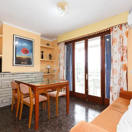 Uhc Rubi Apartment Salou